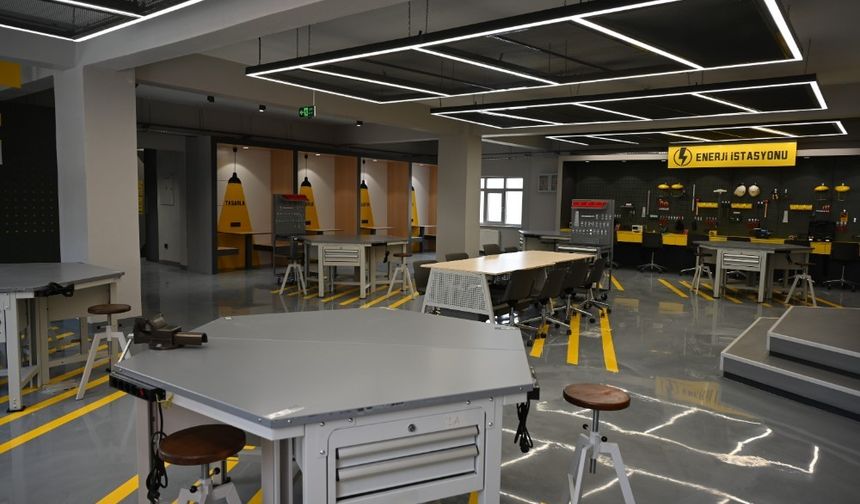 Kastamonu Üniversitesi Millî Teknoloji Atölyesi faaliyetlerine başladı