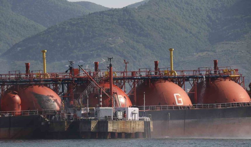 Kocaeli'de LPG tankerindeki yangın davasında 8 sanık için 15 yıla kadar hapis talebi