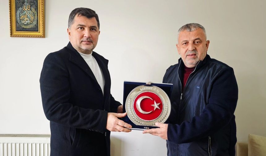 Milletvekili Öztürk, Hizmet-İş Sendikası yöneticilerini ağırladı