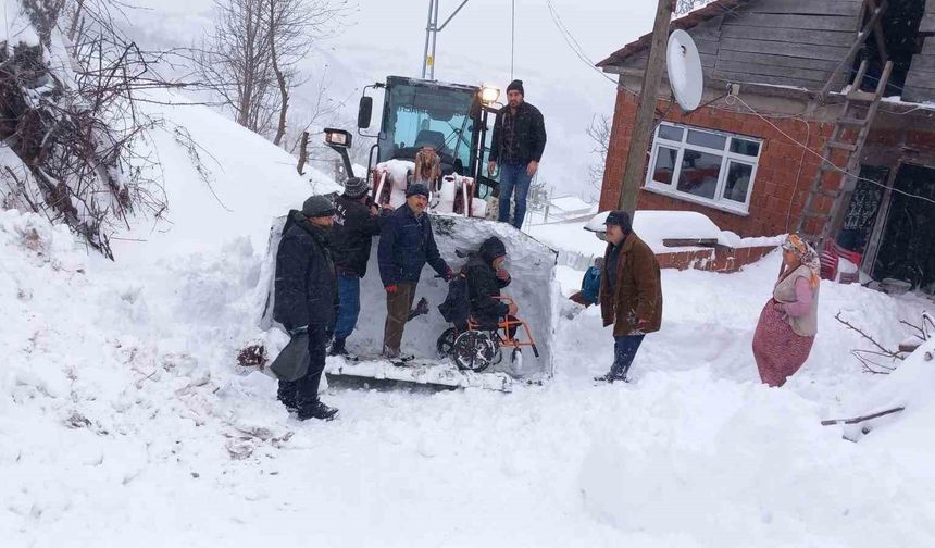 Ordu'da karla mücadele sürüyor
