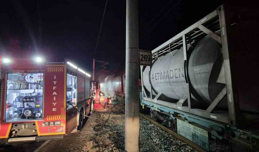 Susurluk'ta yük treninde yangın paniği