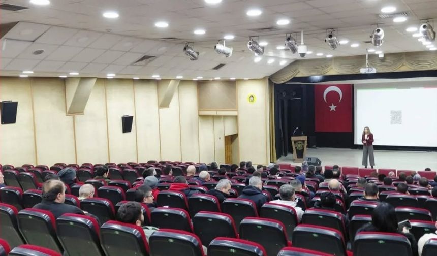 Tavşanlı'da 'Teknoloji Bağımlılığı' konulu seminer düzenlendi
