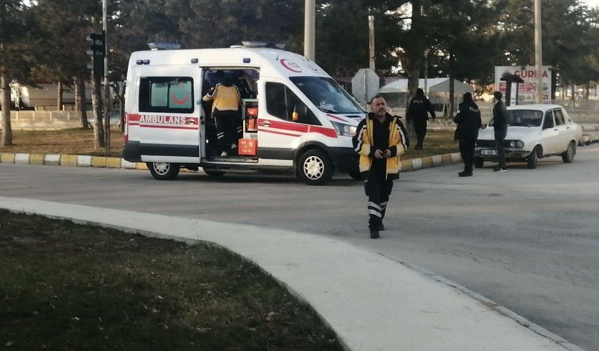 Yalvaç'ta otomobil ile motosiklet çarpıştı: 1 yaralı