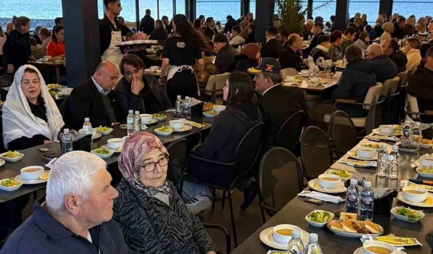 Çanakkale'de şehit aileleri ve gaziler iftarda bir araya geldi