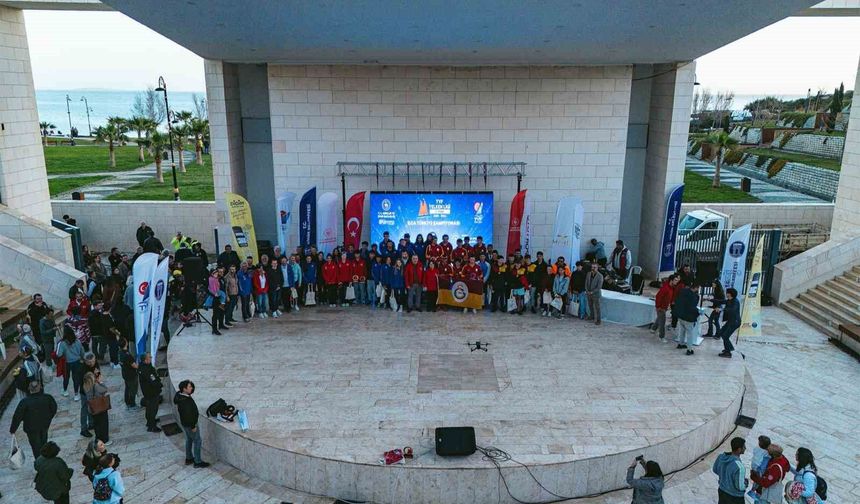 Didim'de yelken heyecanı ödül töreniyle sona erdi