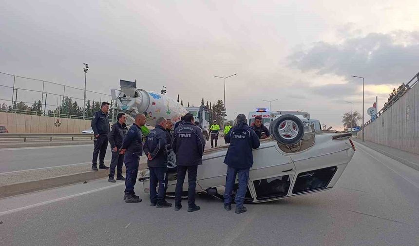 Adıyaman'da otomobil takla attı: 3 yaralı