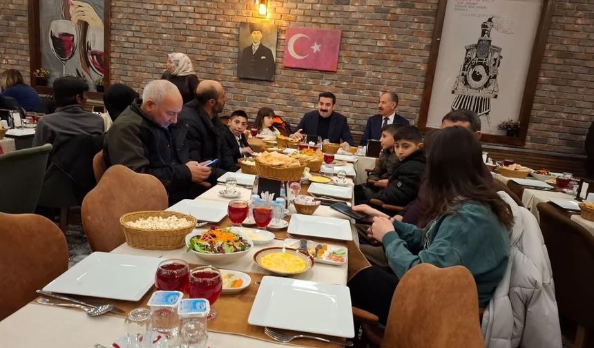 Arpaçay'da ebeveyn kaybı yaşayan çocuklar için iftar programı