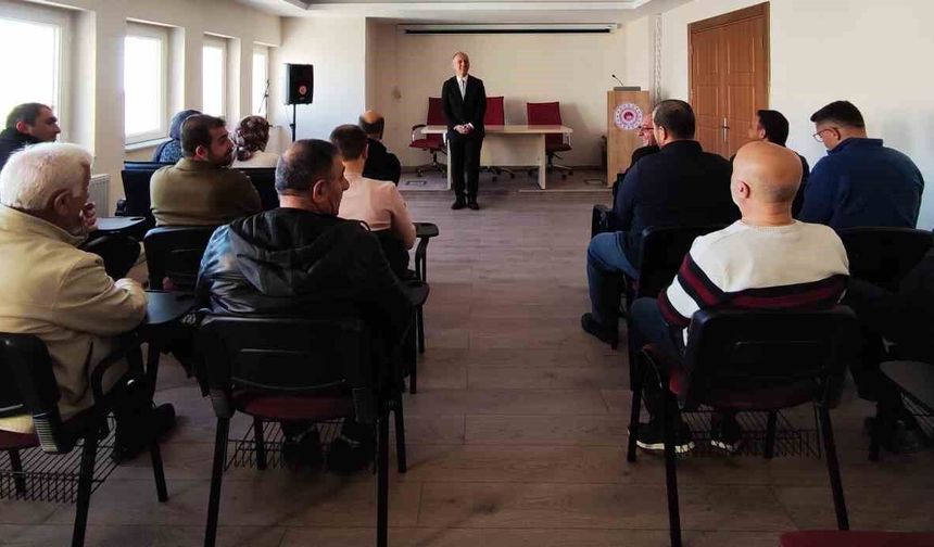 Bayburt'ta çevre ve şehircilik hizmetleri masaya yatırıldı