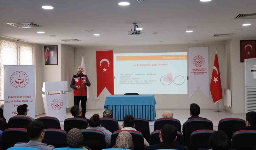 Evlenecek gençlere yönelik eğitimler sürüyor