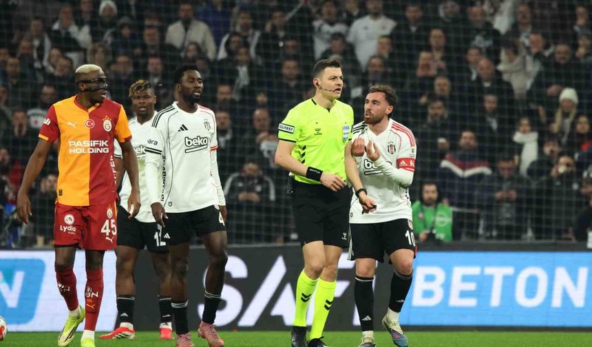 Galatasaray, Beşiktaş ile oynadığı son 5 derbide 4 kırmızı kart gördü