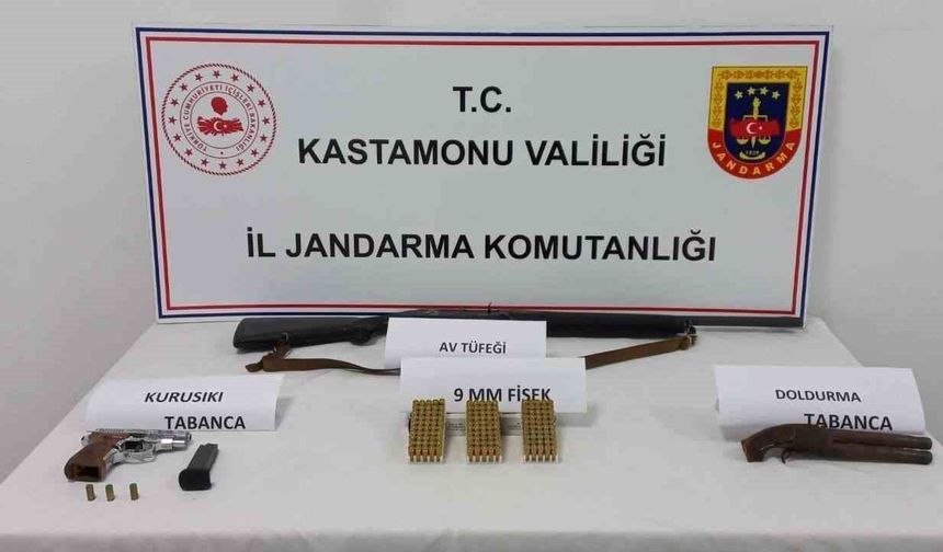 Kastamonu'da 4 adet silah ele geçirildi