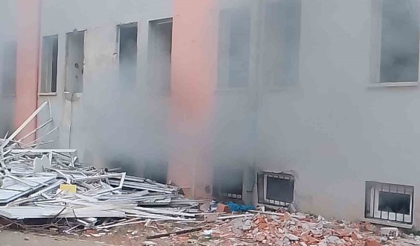 Kırıkkale'de eski kamu binasında yangın