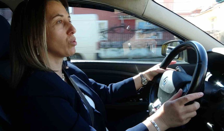 Maaşına zam istedi, işinden oldu: Taksi şoförü kadın neye uğradığını şaşırdı