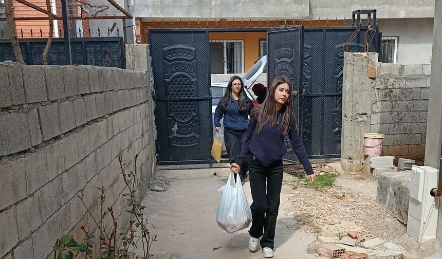Öğrencilerden örnek dayanışma projesi: 'Bir sınıf, bir aile'