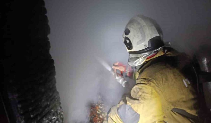 Reyhanlı'da ev yangını