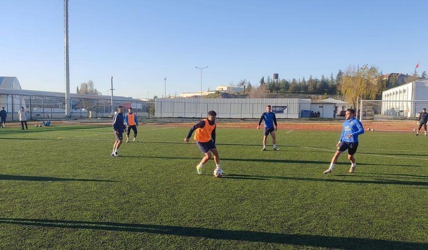 Söğütspor, lider Kahraman Kazan Belediyespor'a hazırlanıyor