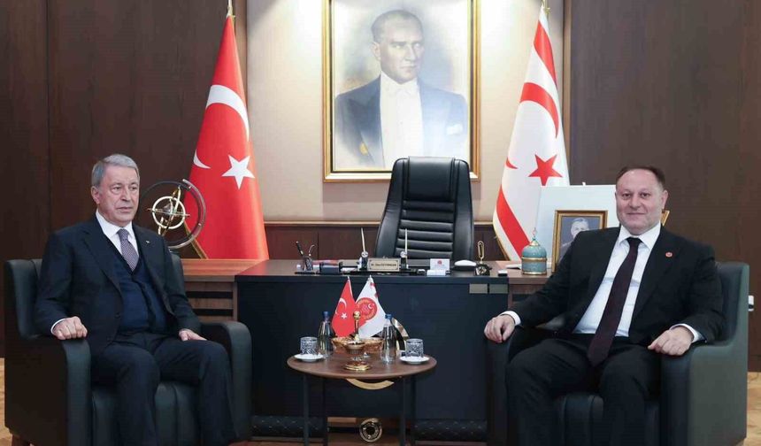 TBMM Milli Savunma Komisyonu Başkanı Akar, KKTC Cumhuriyet Meclis Başkanı Öztürkler ile görüştü