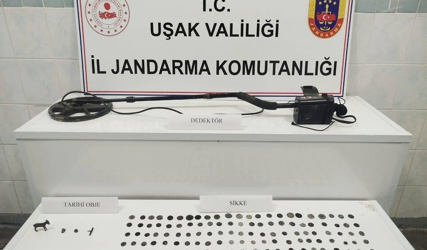 Uşak'ta 161 sikke ele geçirildi