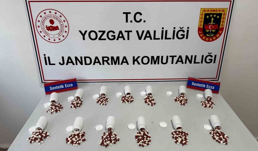 Yozgat'ta toplam 745 adet sentetik ecza hap ele geçirildi