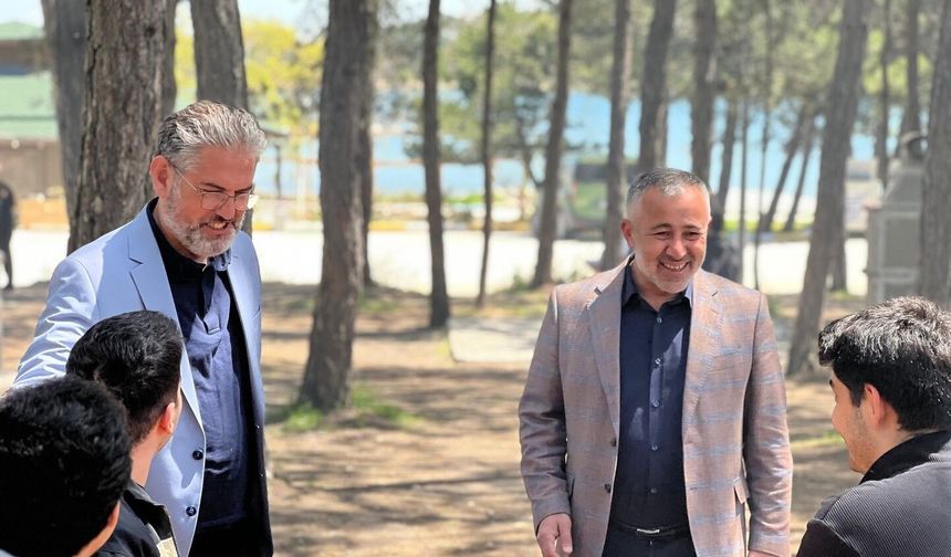 Başkan Yıldırım öğrencilerle motivasyon yemeğinde buluştu