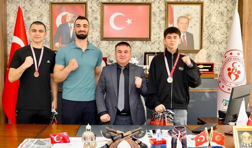 Bilecikli boks sporcularından Türkiye derecesi