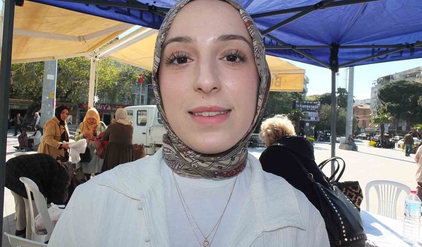 Burhaniye'de Aile Destek Merkezi dönem sergisi açıldı