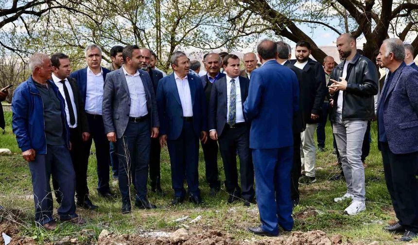 Esenbey'de 45 mahalleye hizmet verecek sağlık ocağında ilk kazma vuruldu