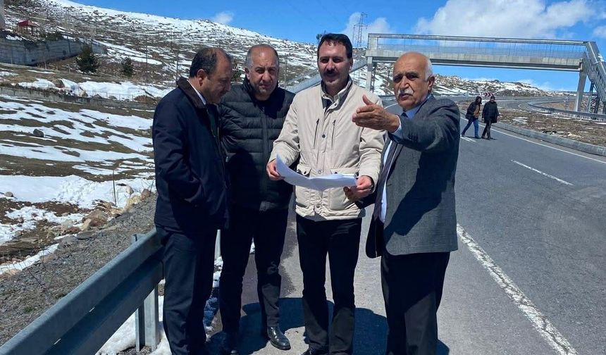 Karayolları Çıldır'da bağlantı yolları için çalışma başlattı