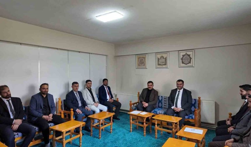 Kaymakam Çamkerten din görevlileriyle bir araya geldi