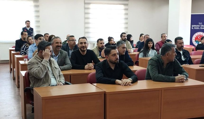 Şırnak'ta AFAD, kamu personeline KBRN ve afet farkındalık semineri