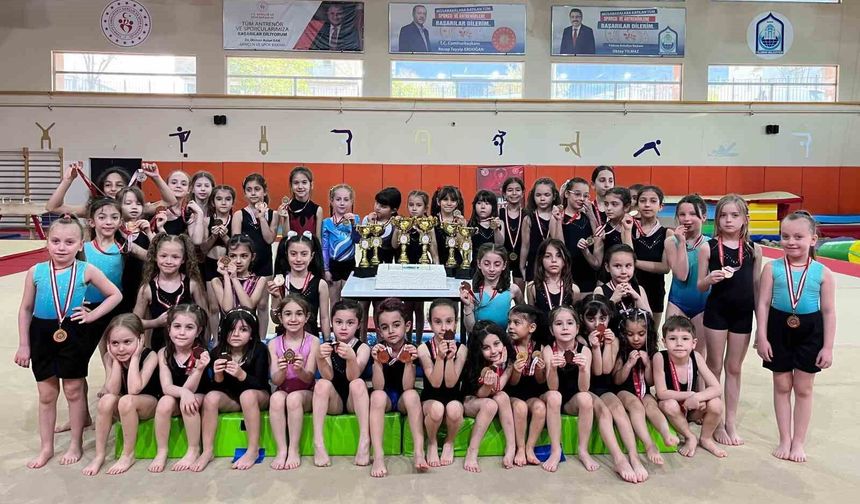 TBMM Kupası'na Yıldırım damgası