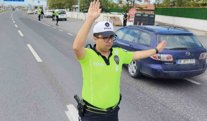 Aksaray'da bayram tatilinin son gününde yoğun denetim