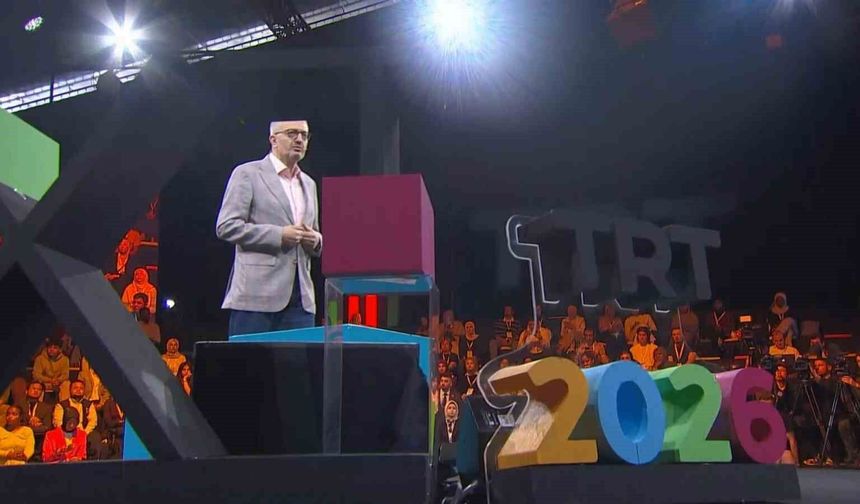 İletişim Başkanı Duran: 'Artık teknoloji şirketleri bizi kontrol eden bir konuma geliyorlar'