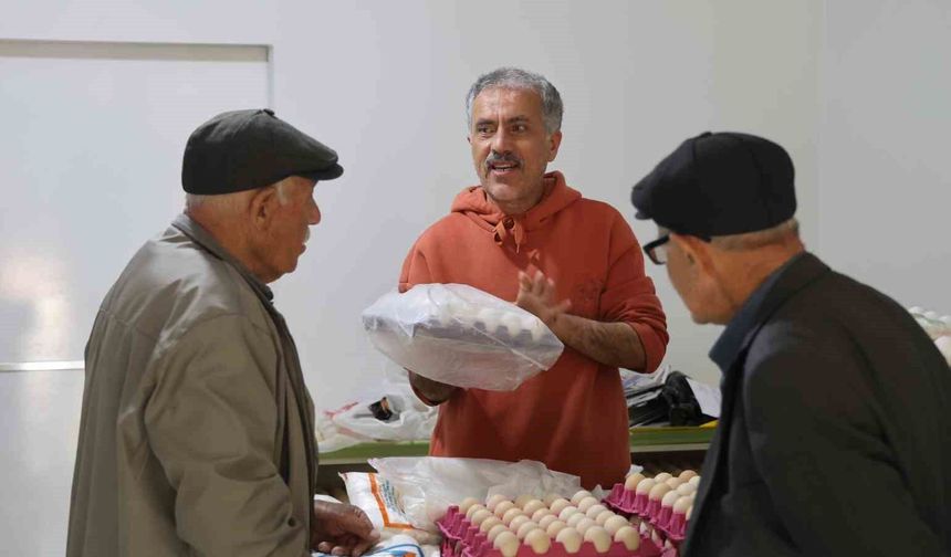 Kar marjını düşürdü, vatandaşa ucuz ürün sundu