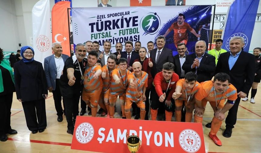 Kocasinan Belediyespor şampiyon oldu