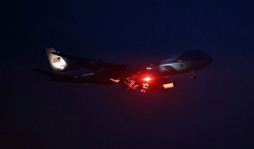 Trump, 9 yıl aradan sonra tarihi zirve için Çin'de