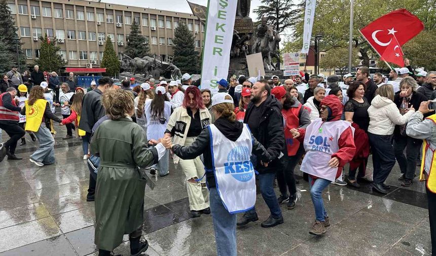 Uşak'ta 1 Mayıs Emek ve Dayanışma Günü etkinliklerle kutlandı
