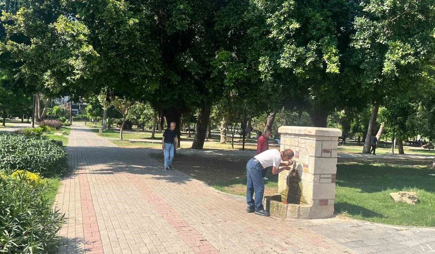 Adana'da termometreler 33 dereceyi gösterdi