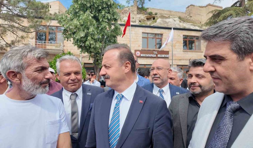 Ağıralioğlu, Mustafapaşa Beldesi'nde vatandaşla buluştu