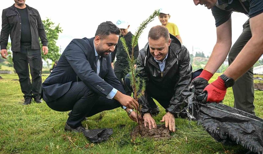 Başkan Ahmet Akın: 'Çevre bize emanet'