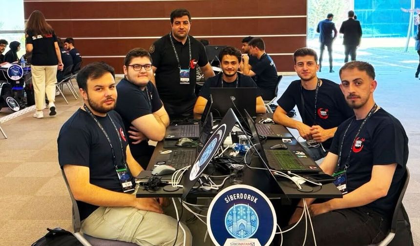 Bayburt Üniversitesi öğrencileri siber güvenlikte Türkiye finallerinde