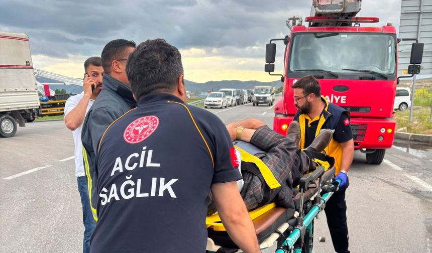 Çaldıran'da trafik kazası: 3 yaralı
