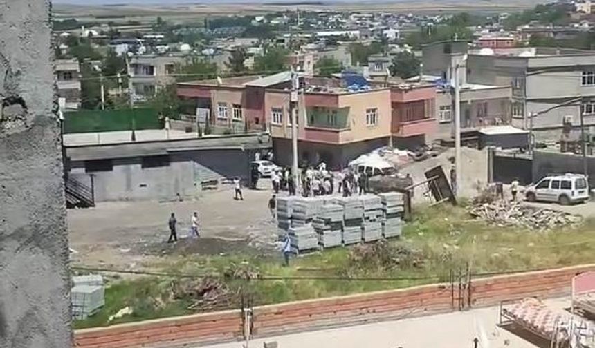 Diyarbakır'da iki grup arasında silahlı kavga: 4 yaralı