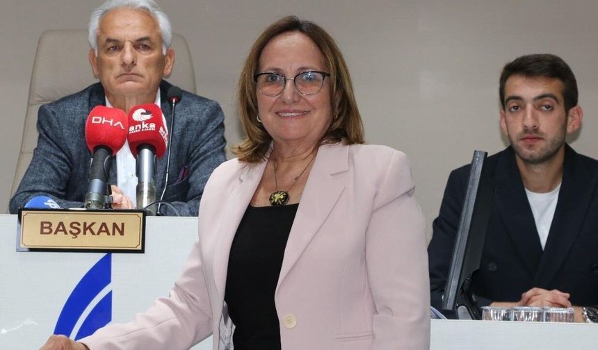 Güzelbahçe Belediyesi'nde Başkanvekili Ayşe Akın oldu