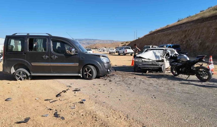 Kırıkkale'de zincirleme kaza: 5 yaralı