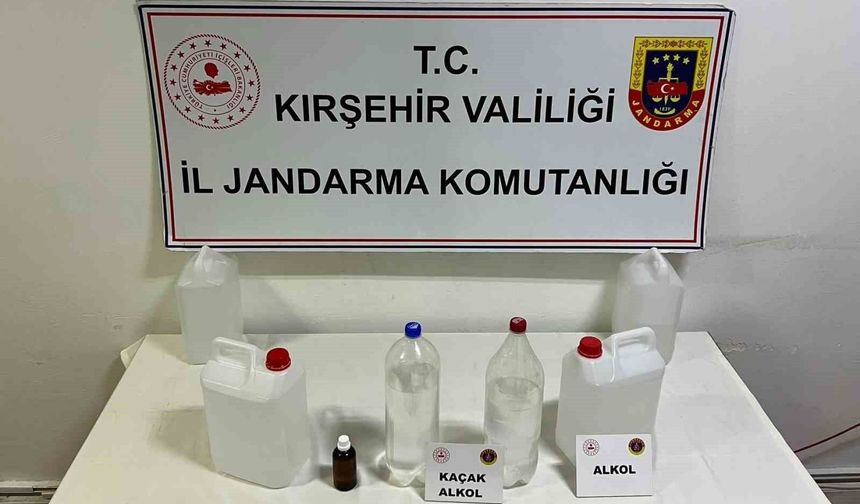 Kırşehir'de kaçak alkol üretimine jandarma operasyonu: 22 litre kaçak ürün ele geçirildi