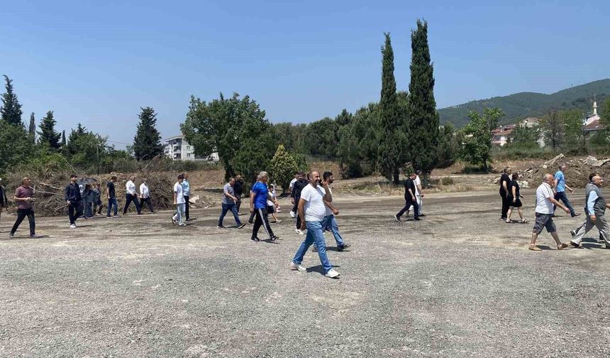 Körfez'deki tır parkı gerginliğine 'Akıl tutulmasıdır' açıklaması