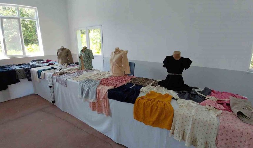 Mudurnu'da kadınların el emeği göz nuru eserleri görücüye çıktı