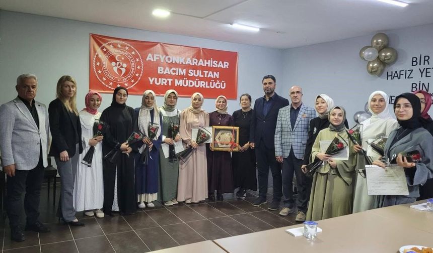 Öğrenci yurdundaki 'Kur'an'ı Kerim ve Hafızlık Kursu' programı sona erdi