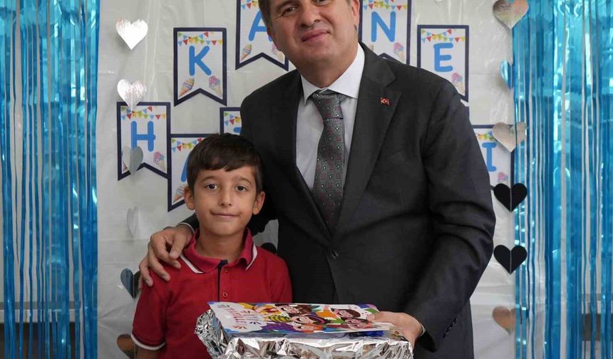 Öğrenciler karnelerini aldı, yaz tatili başladı: Ebeveynlere 'dijital bağımlılık' uyarısı